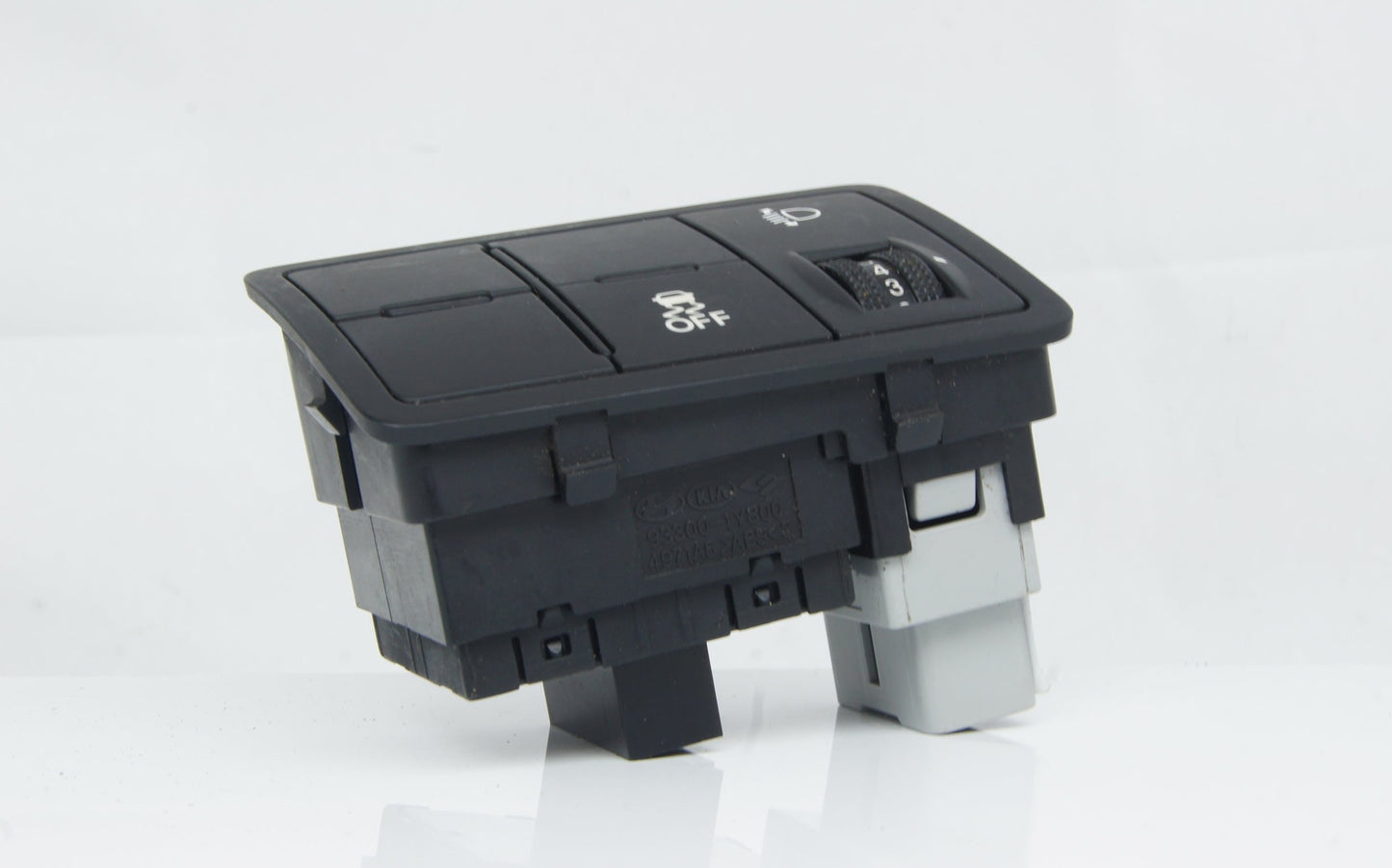 Kia Hyundai Traction Control  Switch 93300-1y800 - Glasgow Car Parts Store