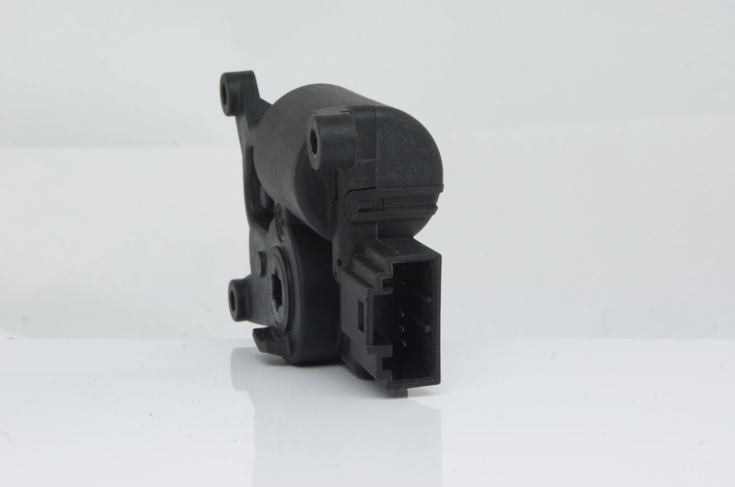 VW Audi Seat Skoda Heater Flap Actuator Motor 5Q0907511A VALEO. - Glasgow Car Parts Store