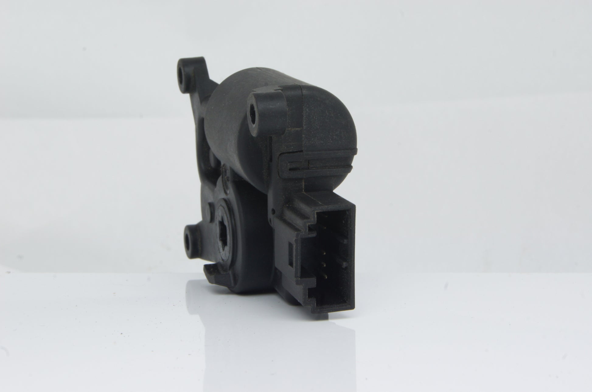 VW Audi Seat Skoda Heater Flap Actuator Motor 5Q0907511A VALEO. - Glasgow Car Parts Store