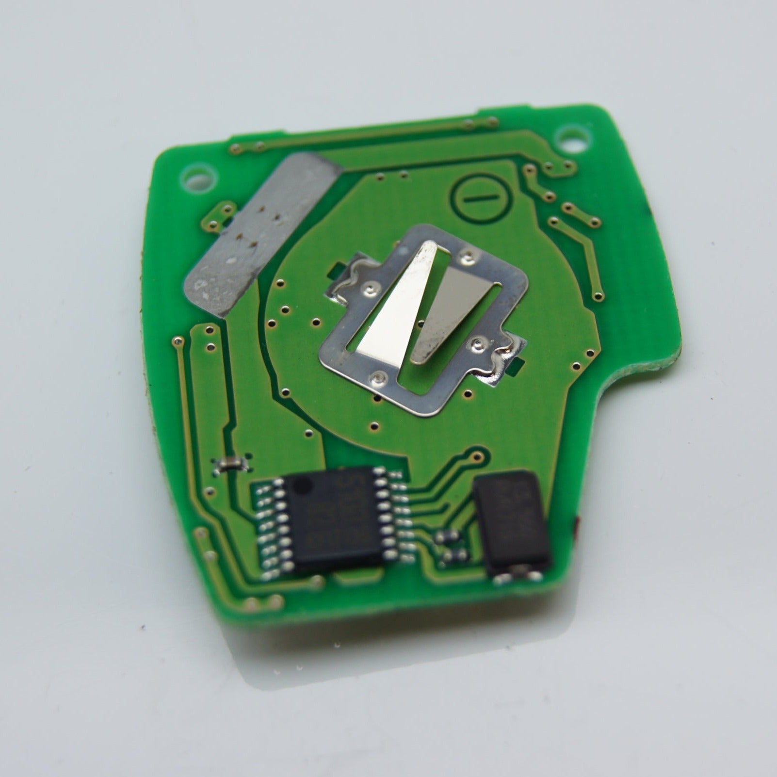 g8d-382h-a honda remote key 2 buttons OMRON. - Glasgow Car Parts Store