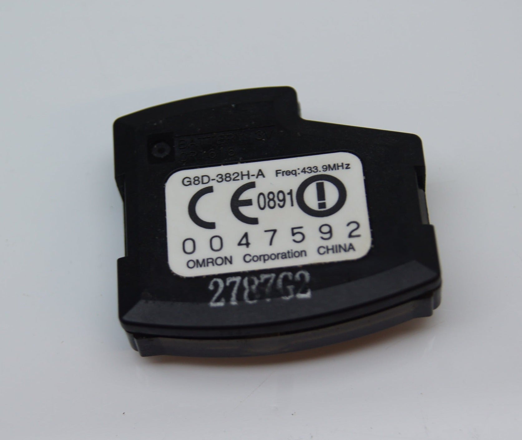 g8d-382h-a honda remote key 2 buttons OMRON. - Glasgow Car Parts Store