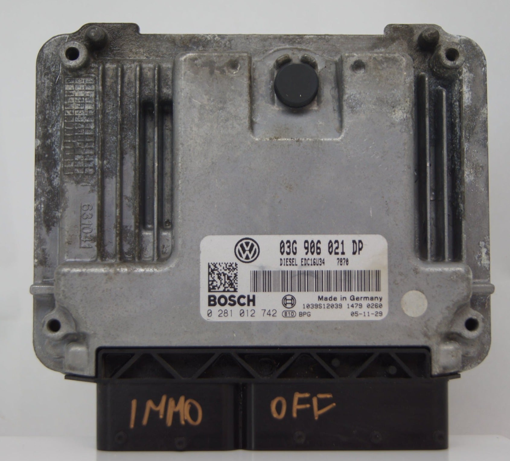 VW Passat B6 1.9 tdi  ECU 03G906021DP  0281012742 Plug & Play IMMO OFF - Glasgow Car Parts Store