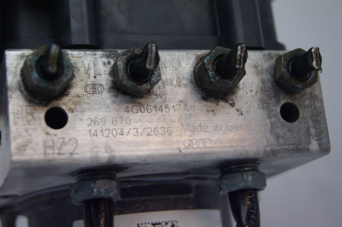 AUDI A6 C7 ABS PUMP MODULATOR 4G0614517AJ 0265956226. - Glasgow Car Parts Store