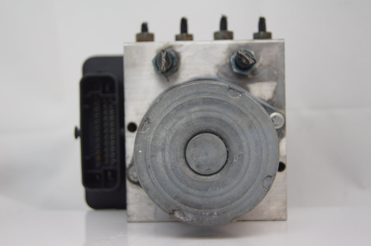 AUDI A6 C7 ABS PUMP MODULATOR 4G0614517AJ 0265956226. - Glasgow Car Parts Store