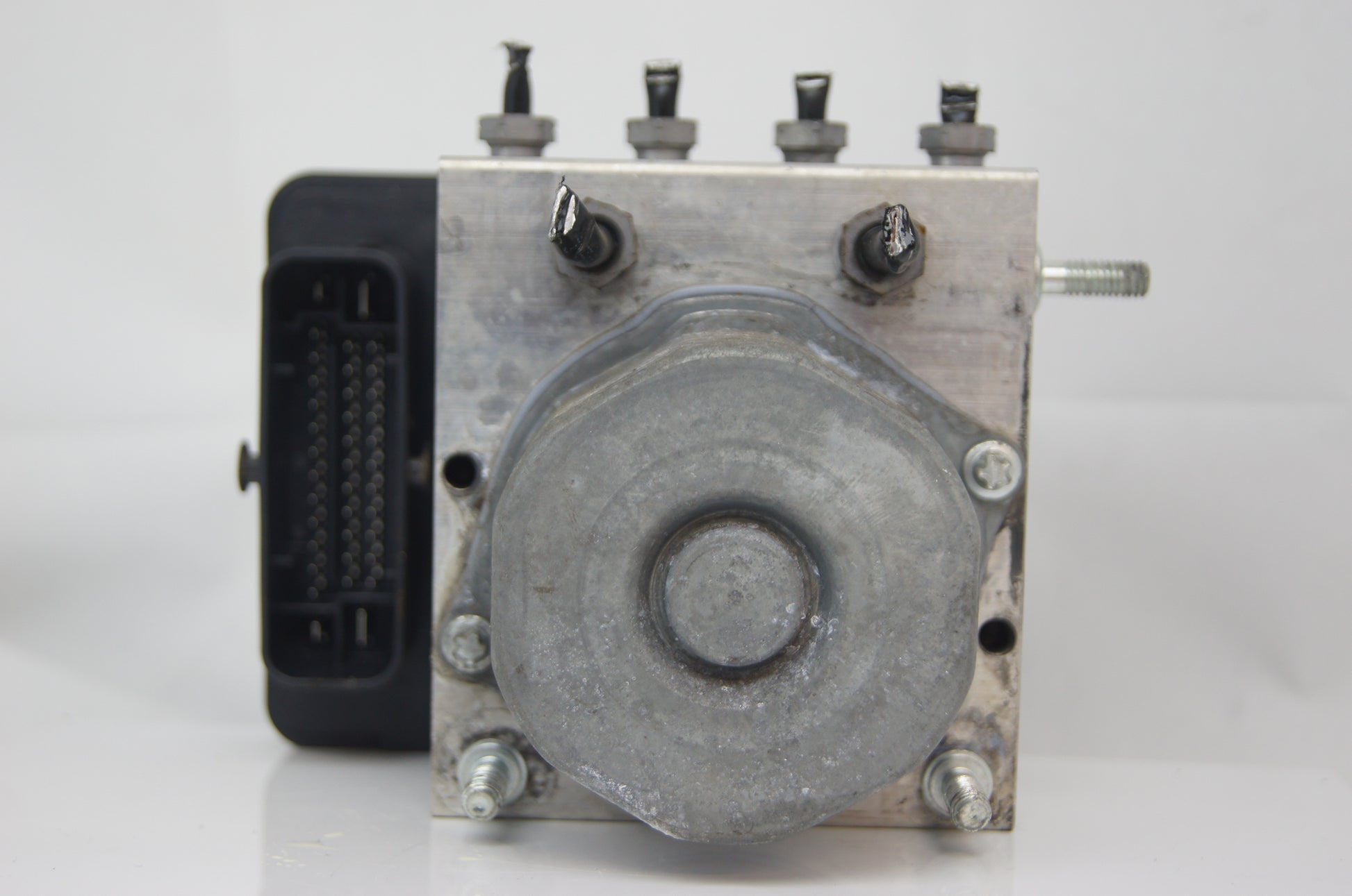 Mercedes A Class ABS Pump A0004313700 W176. - Glasgow Car Parts Store