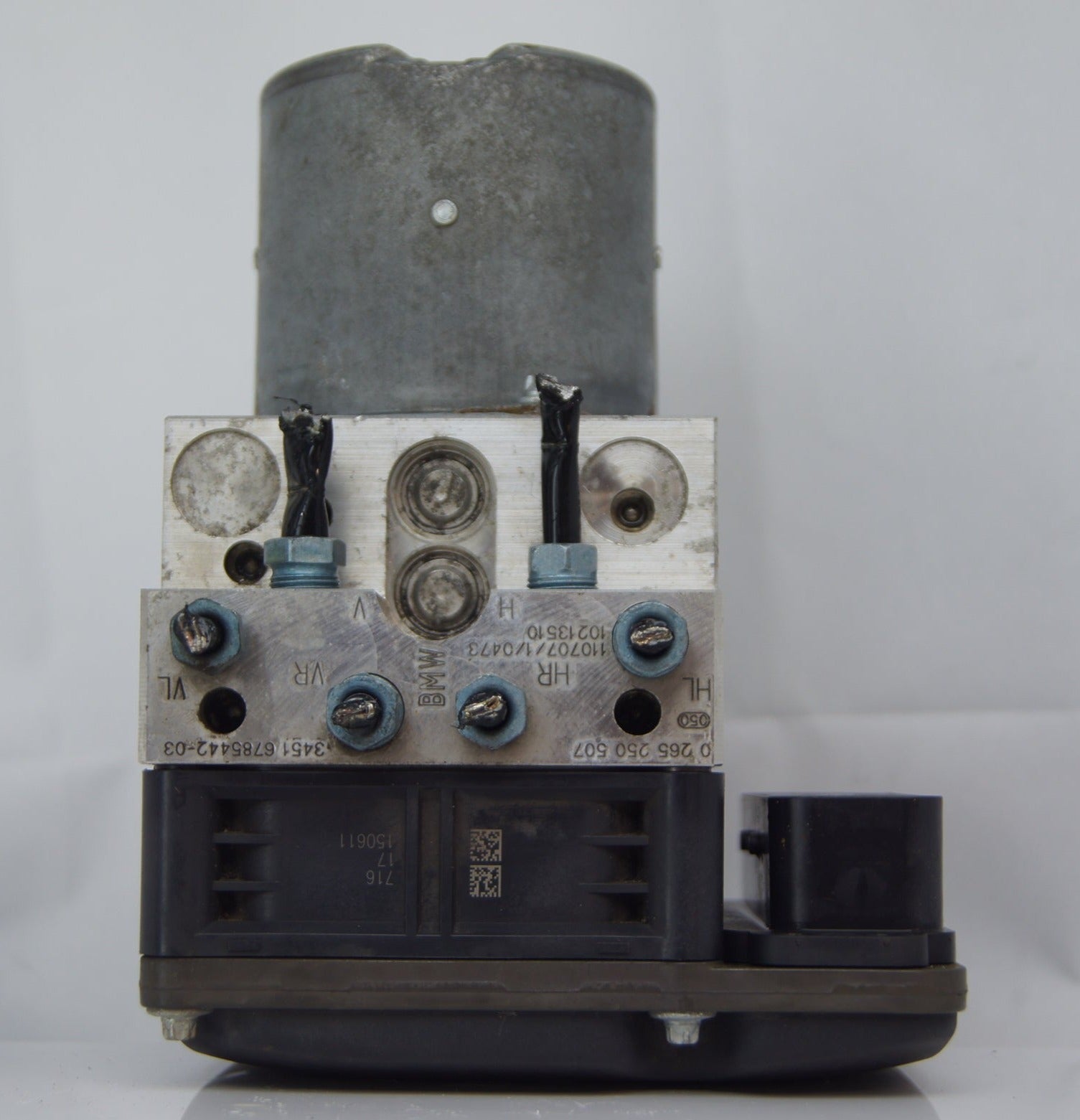 BMW ABS PUMP DS6851374-DSC-3451 0265960428. - Glasgow Car Parts Store