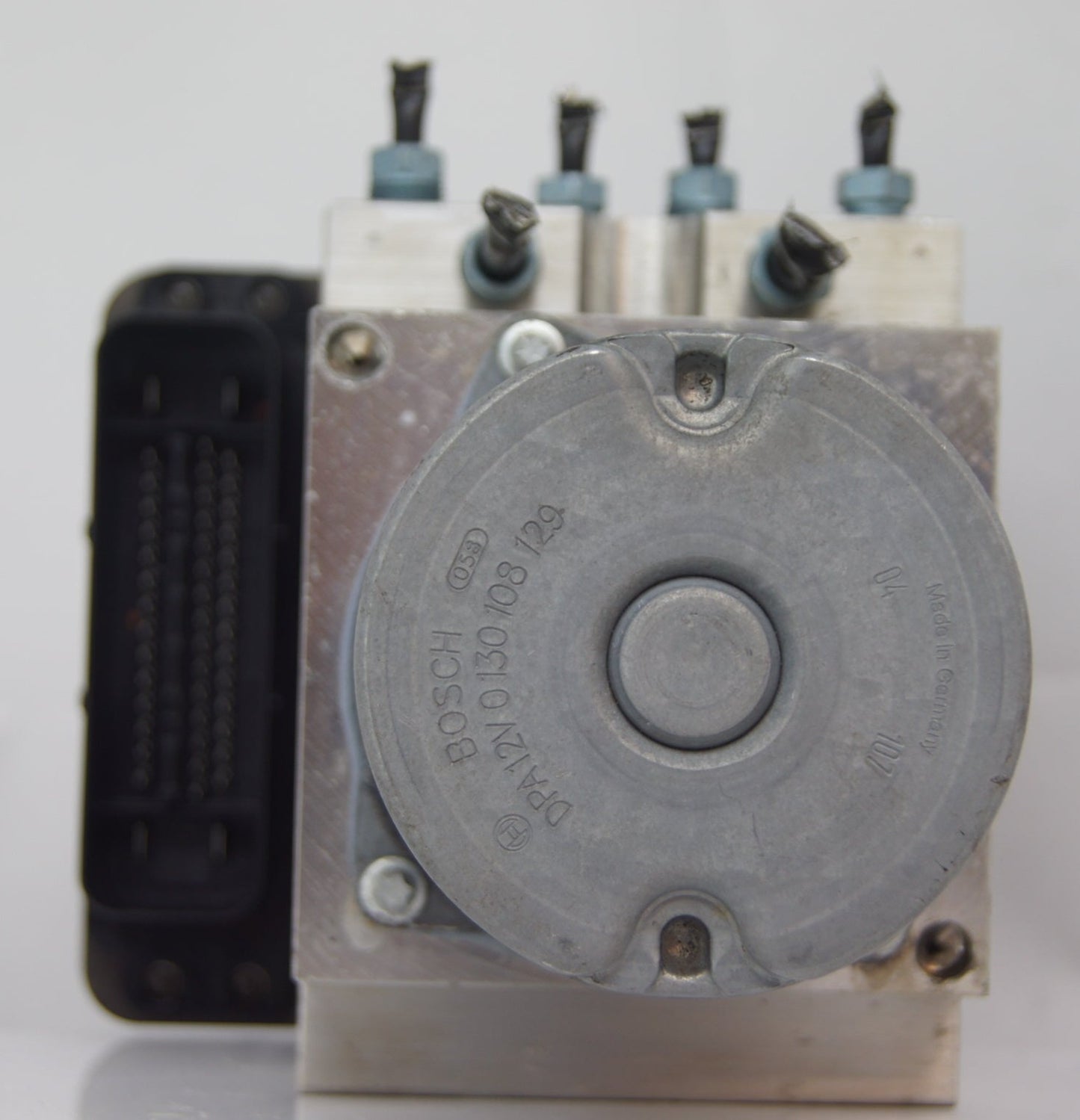 BMW ABS PUMP DS6851374-DSC-3451 0265960428. - Glasgow Car Parts Store