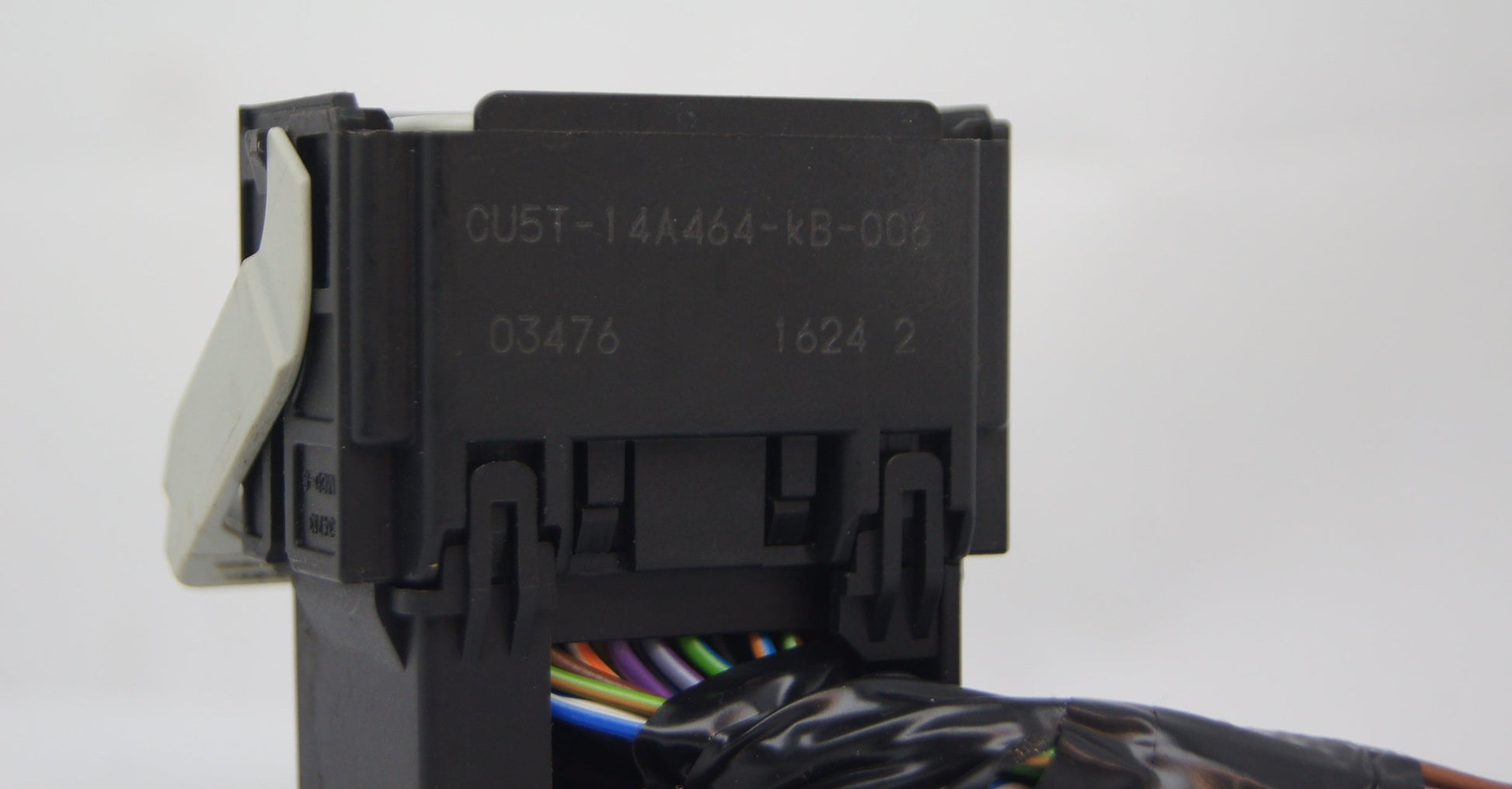 FORD KUGA PLUG SRS SENSOR CONTROL UNIT CV4T14B321CH CU5T-14A464-KB - Glasgow Car Parts Store