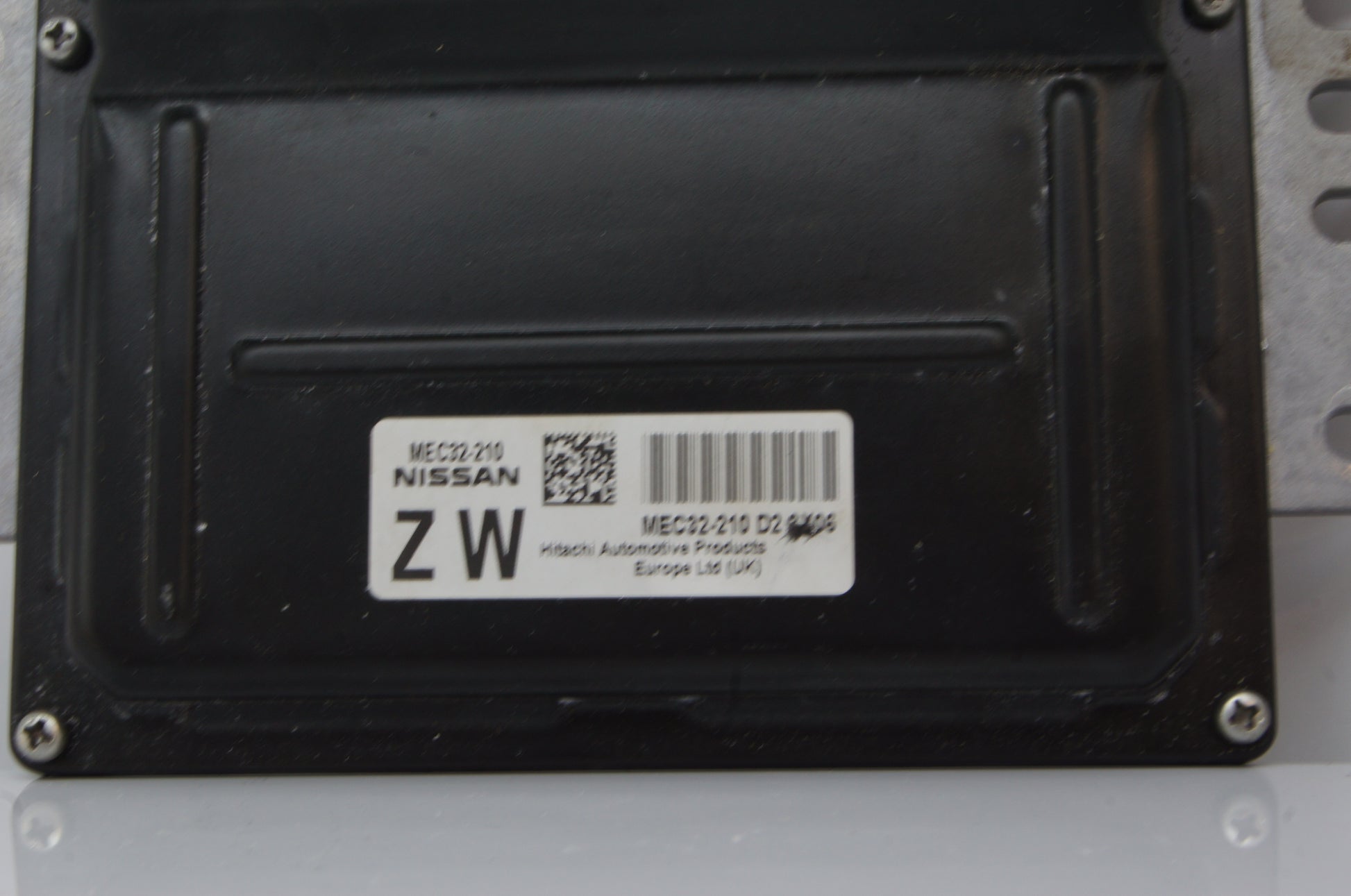 NISSAN  PETROL ECU  MEC32-210 D2 ZW - Glasgow Car Parts Store