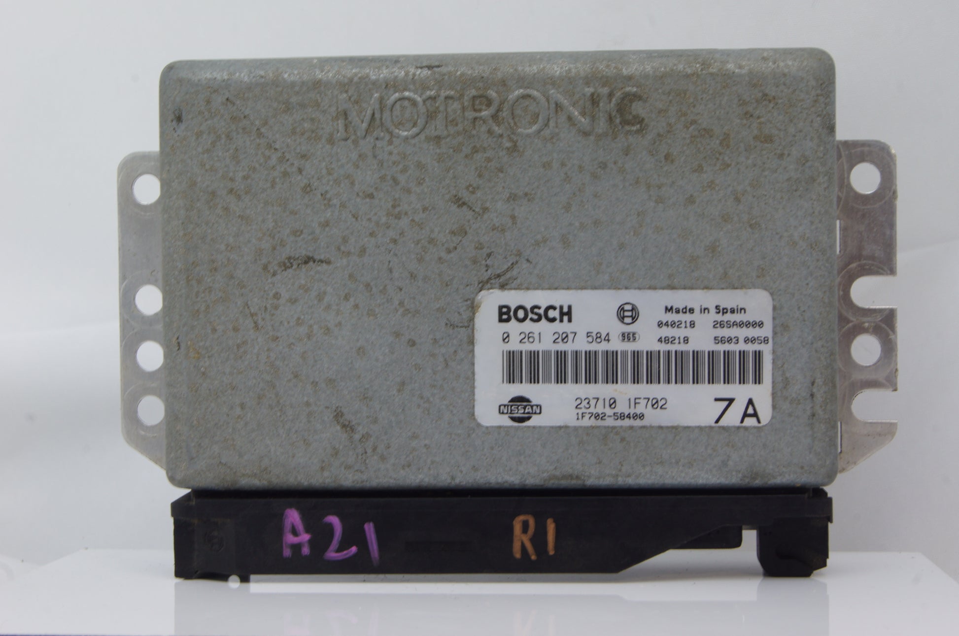 NISSAN MICRA II K11 Engine control unit ECU 0261207584 - Glasgow Car Parts Store