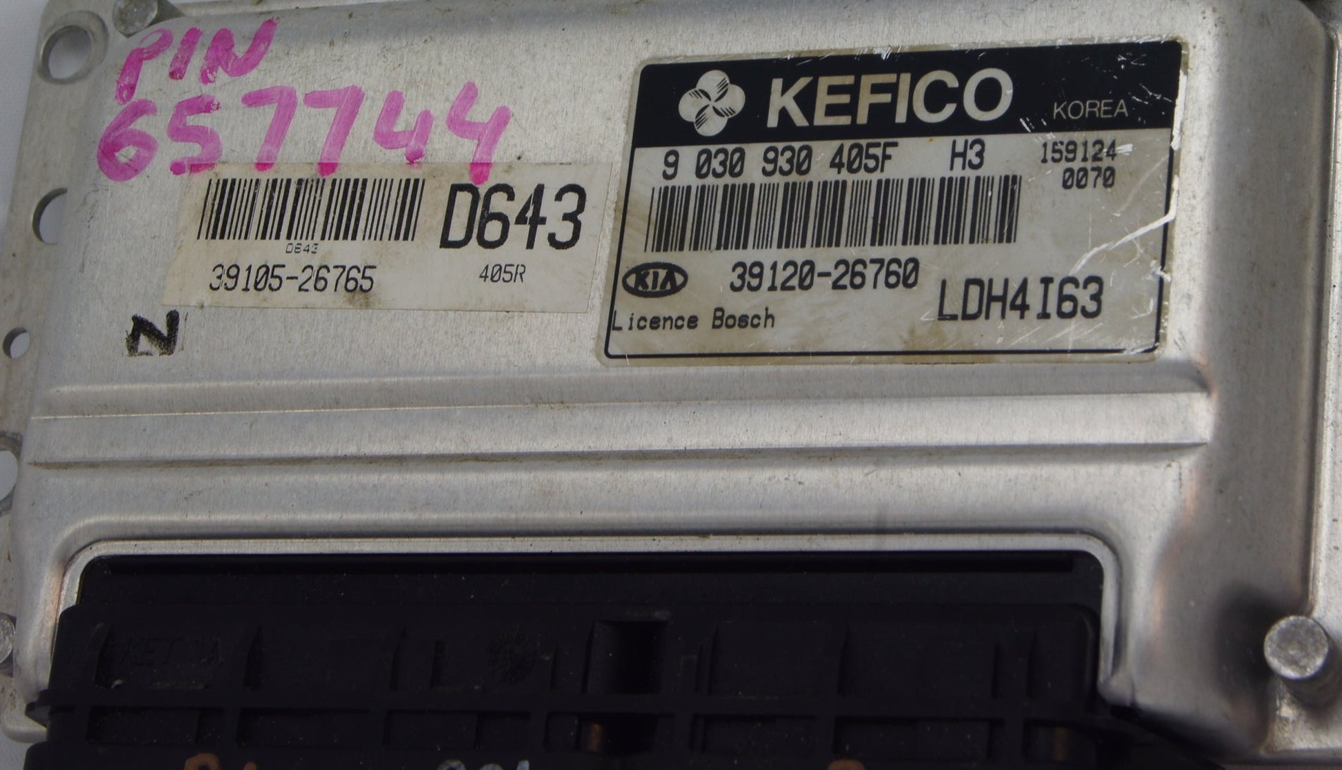 Kia  1.6 Petrol Engine Control Module ECU 39120-26760 9030930405F PLUG AND PLAY - Glasgow Car Parts Store