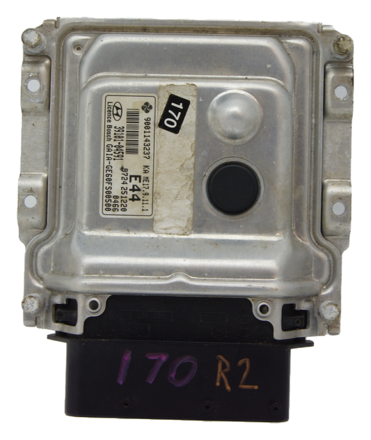 HYUNDAI  ECU 9001143237 39101-04591 ME17.9.11.1 - Glasgow Car Parts Store