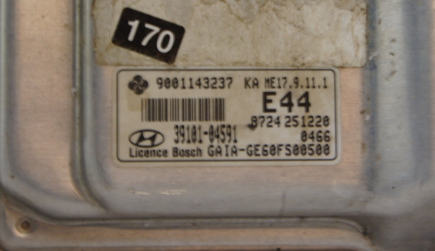 HYUNDAI  ECU 9001143237 39101-04591 ME17.9.11.1 - Glasgow Car Parts Store