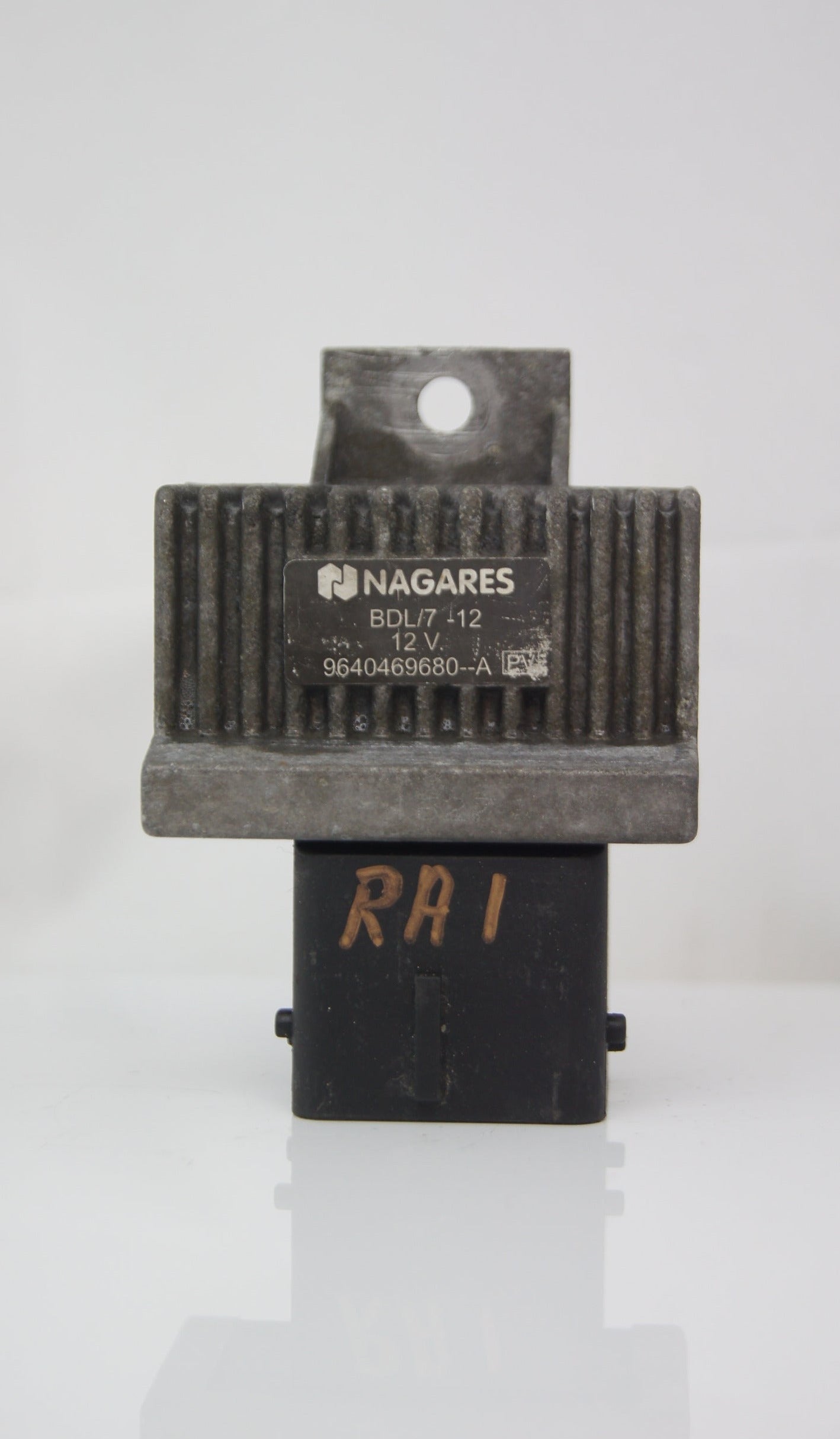NISSAN PEUGEOT RENAULT CITROEN GLOW PLUG RELAY 9640469680--A. NAGARES - Glasgow Car Parts Store