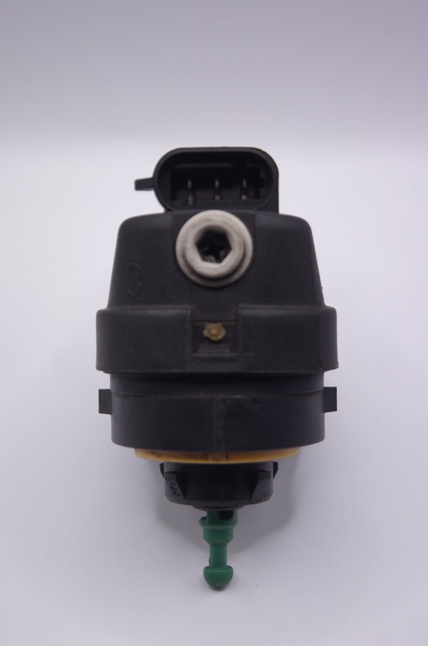 RENAULT HEADLIGHT ACTUATOR MOTOR R7700840141 - Glasgow Car Parts Store