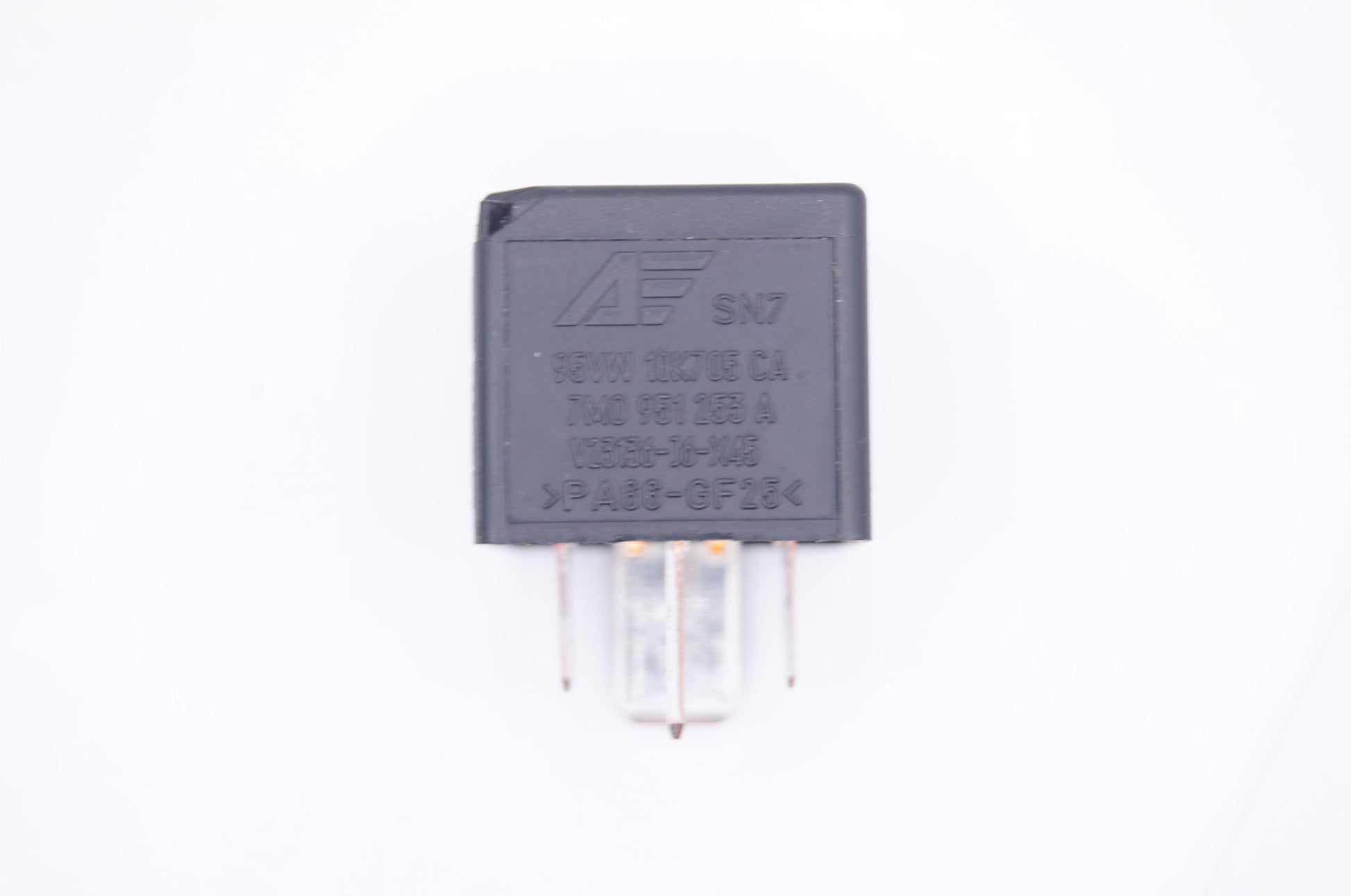 VW Audi  ECU & Fuel Pump 4-Pin Black Relay  7M0951253A 95VW10K705CA - Glasgow Car Parts Store