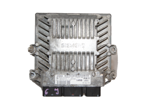Ford Focus 2.0 ECU 5WS40227C- T - Glasgow Car Parts Store