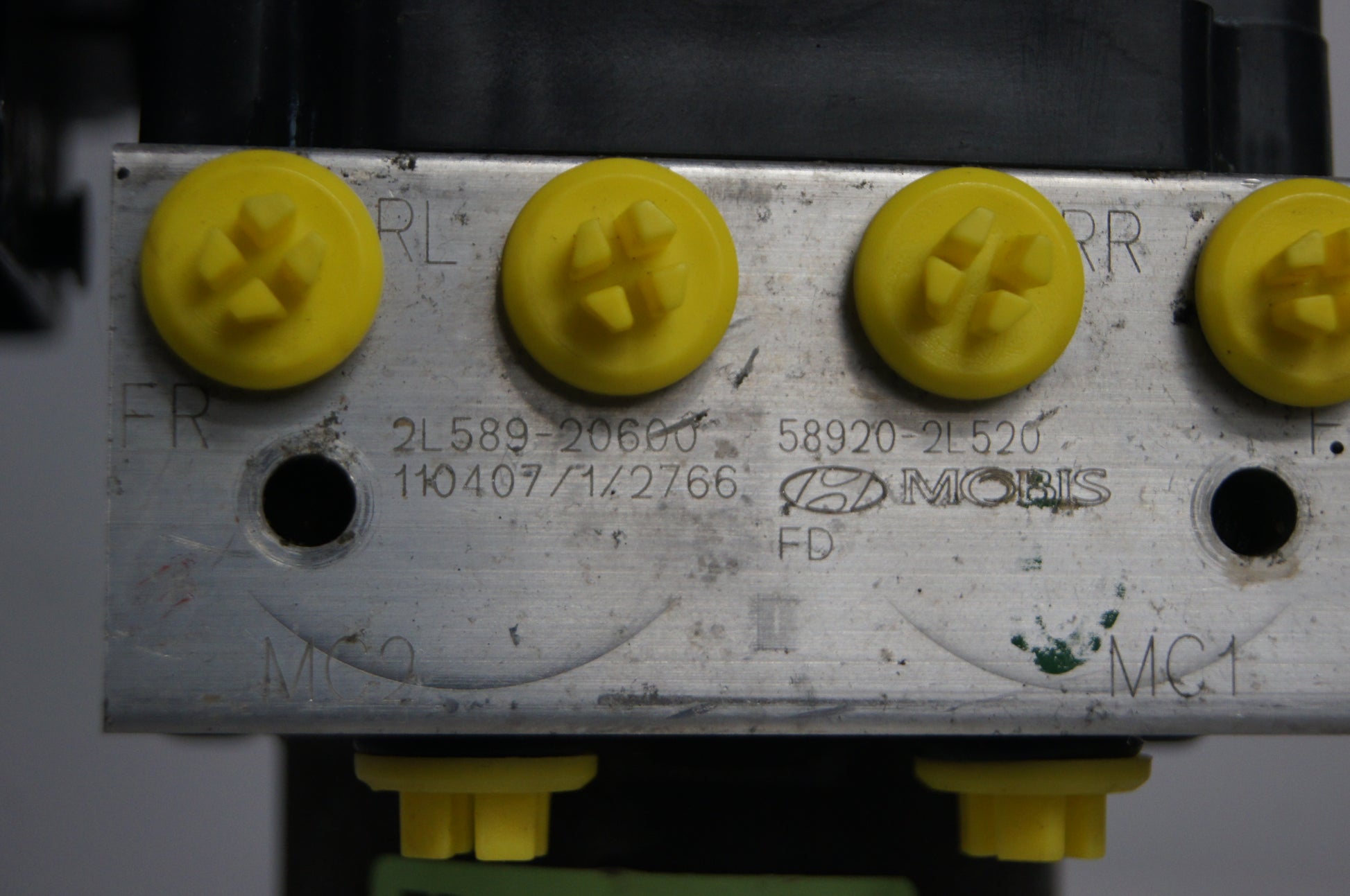 HYUNDAI ABS PUMP MODULE 58920-2L520 2L589-20600 - Glasgow Car Parts Store