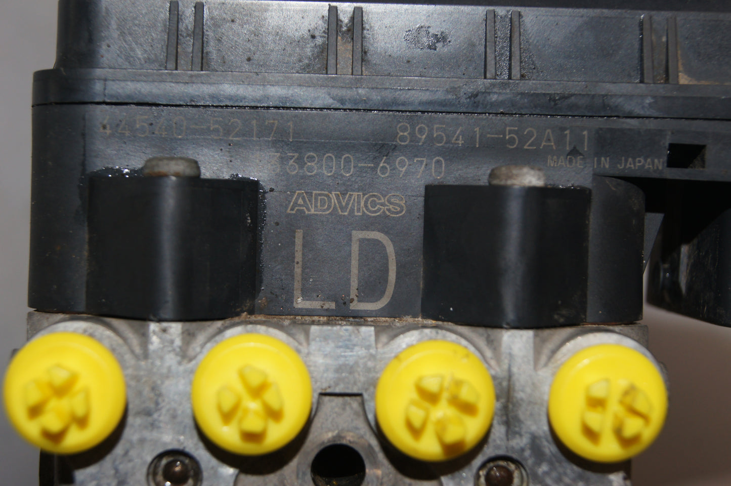 TOYOTA abs controller pump 44540-52171 89541-52A11 133800-6970 ADVICS LD - Glasgow Car Parts Store