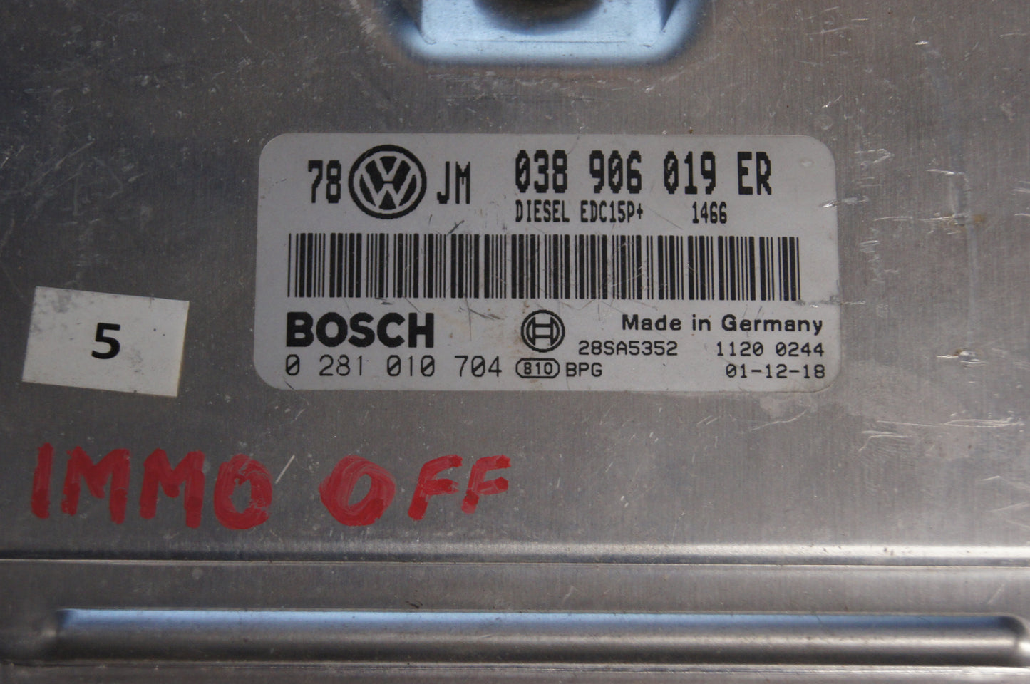 VW  ECU 038906019ER  0281010704 Plug &Play Immo off. - Glasgow Car Parts Store