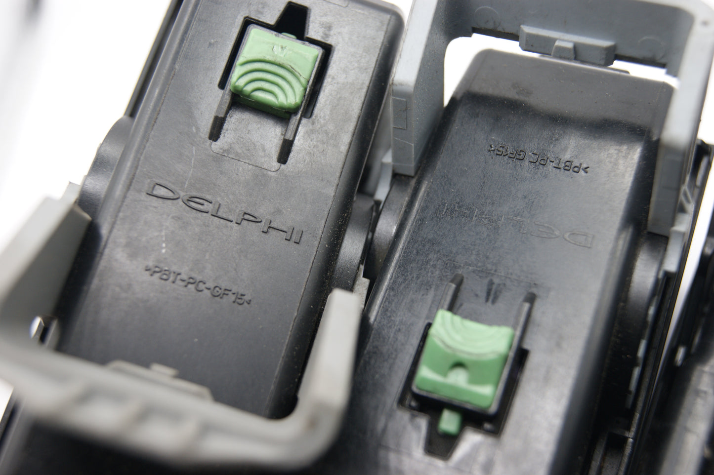 VAUXHALL ACDELCO E98 (PLUG CONNECTOR X3) ECU - Glasgow Car Parts Store