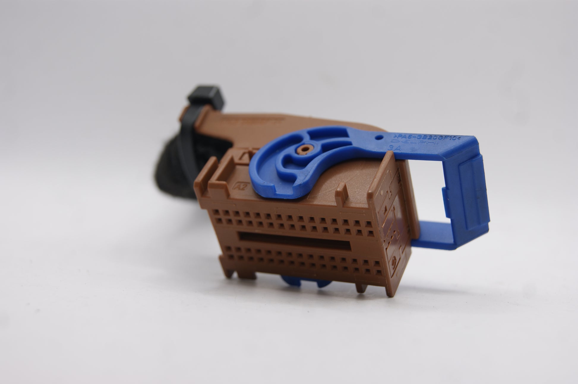 PLUG CONNECTOR BCM Vauxhall Meriva B Body Control Module  LQ DELPHI - Glasgow Car Parts Store