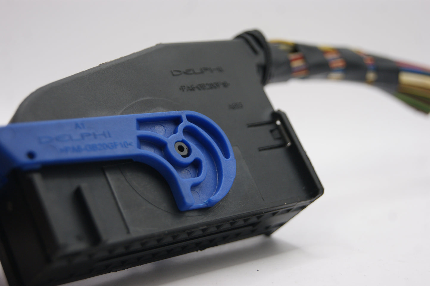 PLUG CONNECTOR ZF 32-5 BCM VAUXHALL MERIVA B BODY CONTROL MODULE LQ DELPHI - Glasgow Car Parts Store