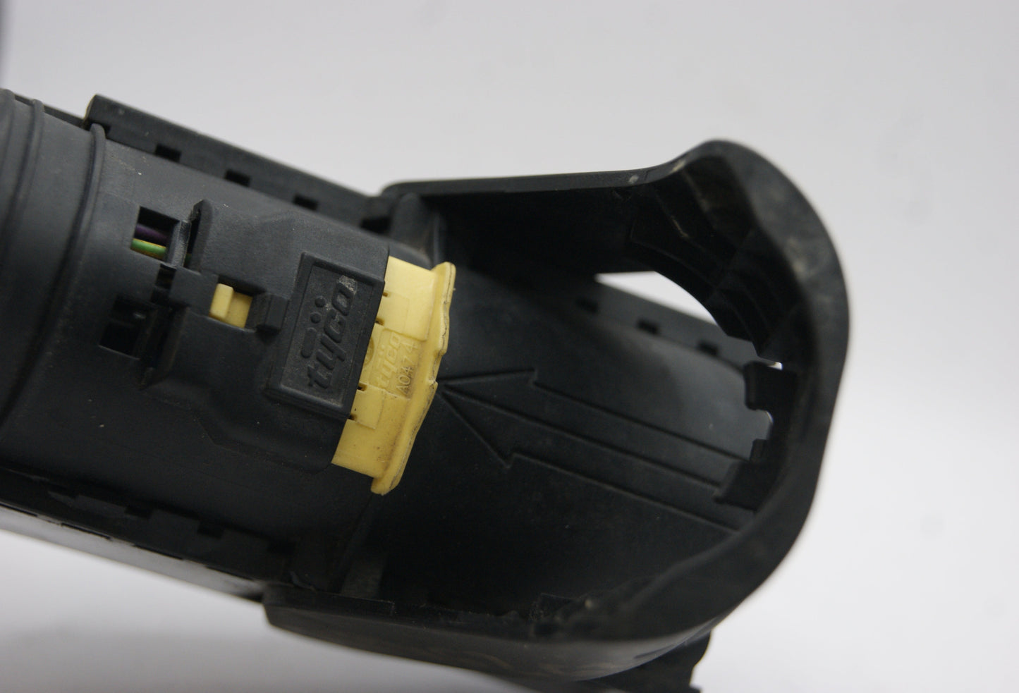 MJD 6F3 PLUG CONNECTOR FOR ECU 51846262. - Glasgow Car Parts Store