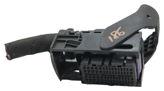 MJD6F3 PLUG CONNECTOR FOR ECU 51846262 - Glasgow Car Parts Store