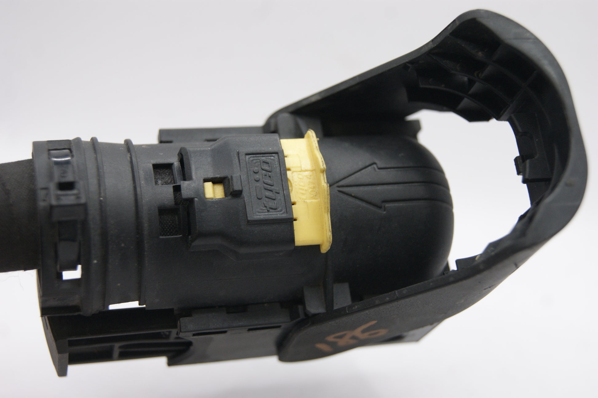 MJD6F3 PLUG CONNECTOR FOR ECU 51846262 - Glasgow Car Parts Store