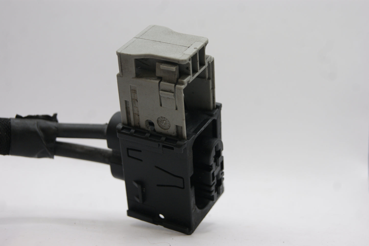 CONNECTOR POWER STEERING PUMP PEUGEOT CITROEN EXPERT SCUDO JUMPY 1401440980