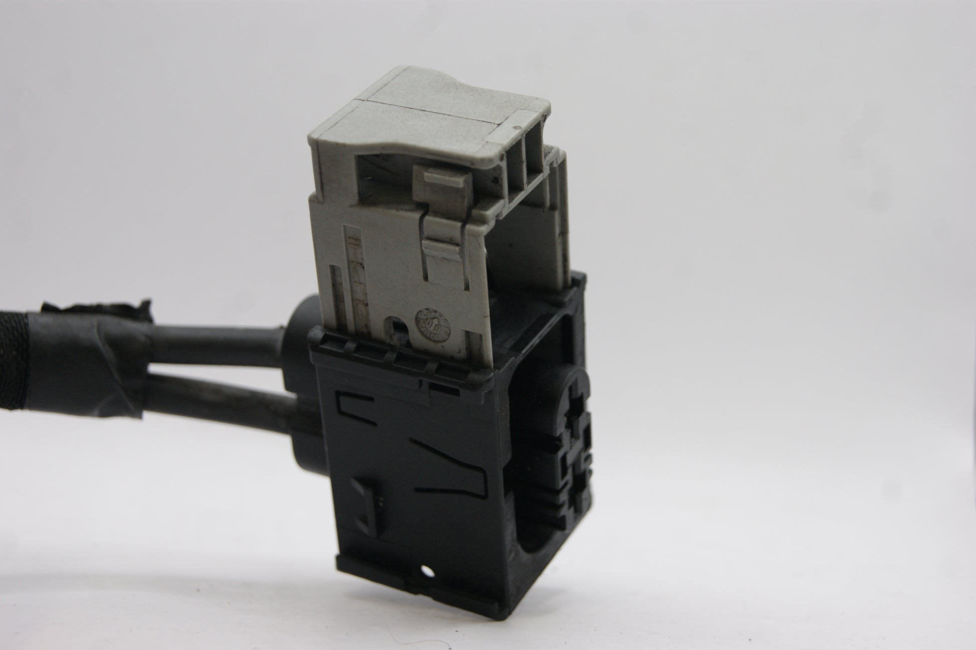 CONNECTOR  POWER STEERING PUMP PEUGEOT CITROEN EXPERT SCUDO JUMPY 1401440980 - Glasgow Car Parts Store