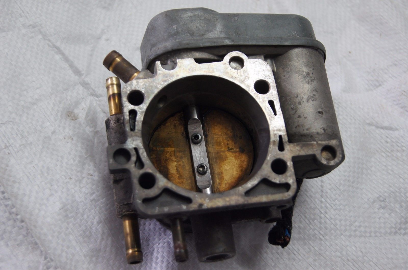VAUXHALL TIGRA 1.8 PETROL - THROTTLE BODY 09128518 - Glasgow Car Parts Store