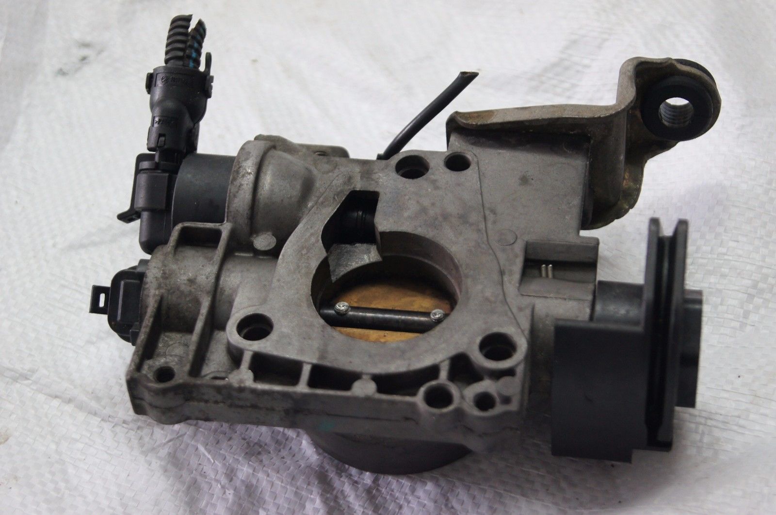 FIAT PUNTO PETROL THROTTLE BODY 355XFE1 C146 - Glasgow Car Parts Store