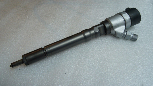 HYUNDAI  CRDi  FUEL INJECTOR  3380027010 TESTED - Glasgow Car Parts Store