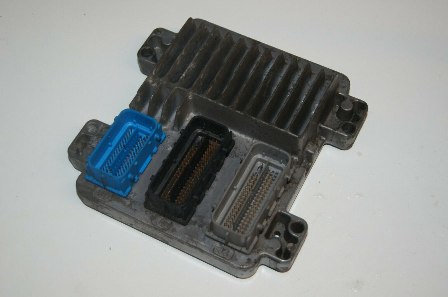 ECU CADILLAC DTS ENGINE CONTROL MODULE ECM 12611133. - Glasgow Car Parts Store