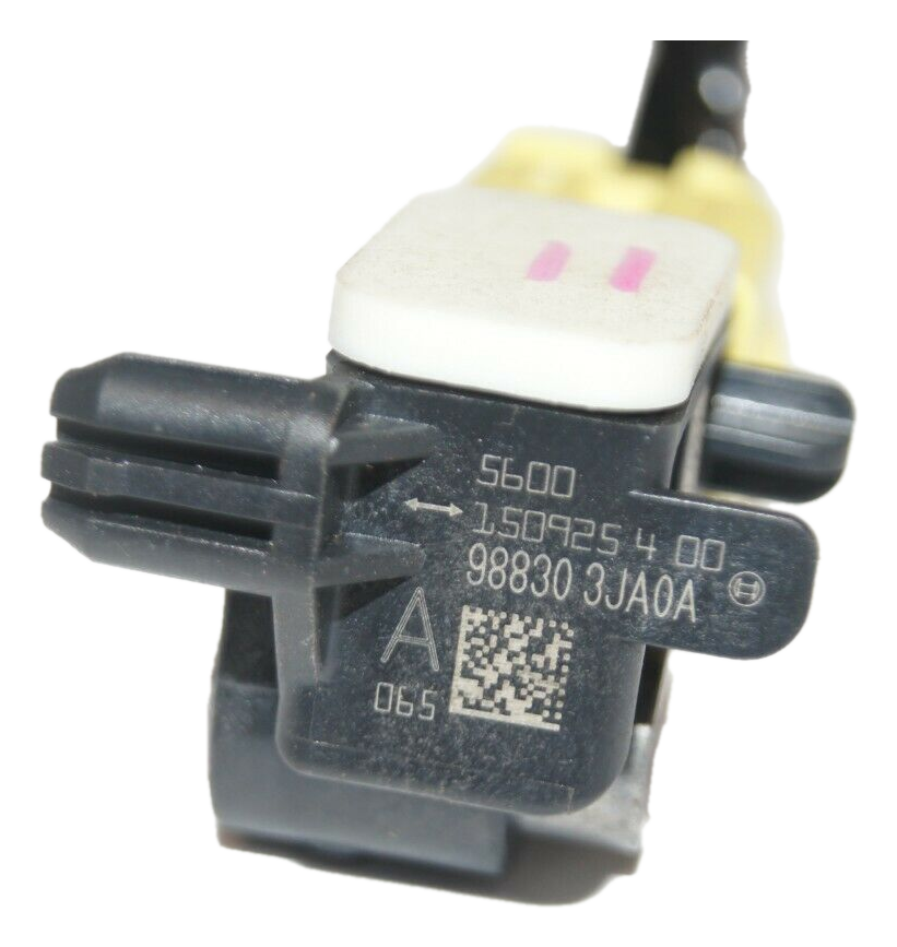 NISSAN JUKE SIDE AIRBAG CRASH IMPACT SENSOR 98830 - Glasgow Car Parts Store