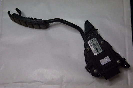 1.8 16V  PETROL RENAULT LAGUNA 01-05 FLY BY WIRE ACCELERATOR PEDAL - Glasgow Car Parts Store