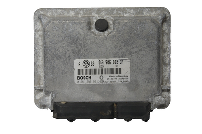 0261206921 VW Golf  2.0 Engine Control Unit ECU 06A906018 GM