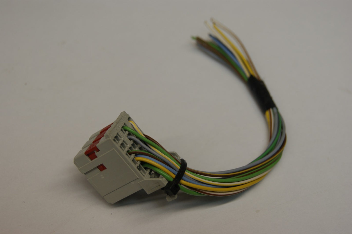Bcm plug Vauxhall Astra J gray plug