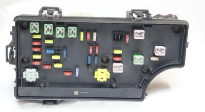 Chrysler Sebring Body Control Module Fuse Box P04692168AI