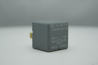 Kia Sorento Relay 0K53A67740 DECO