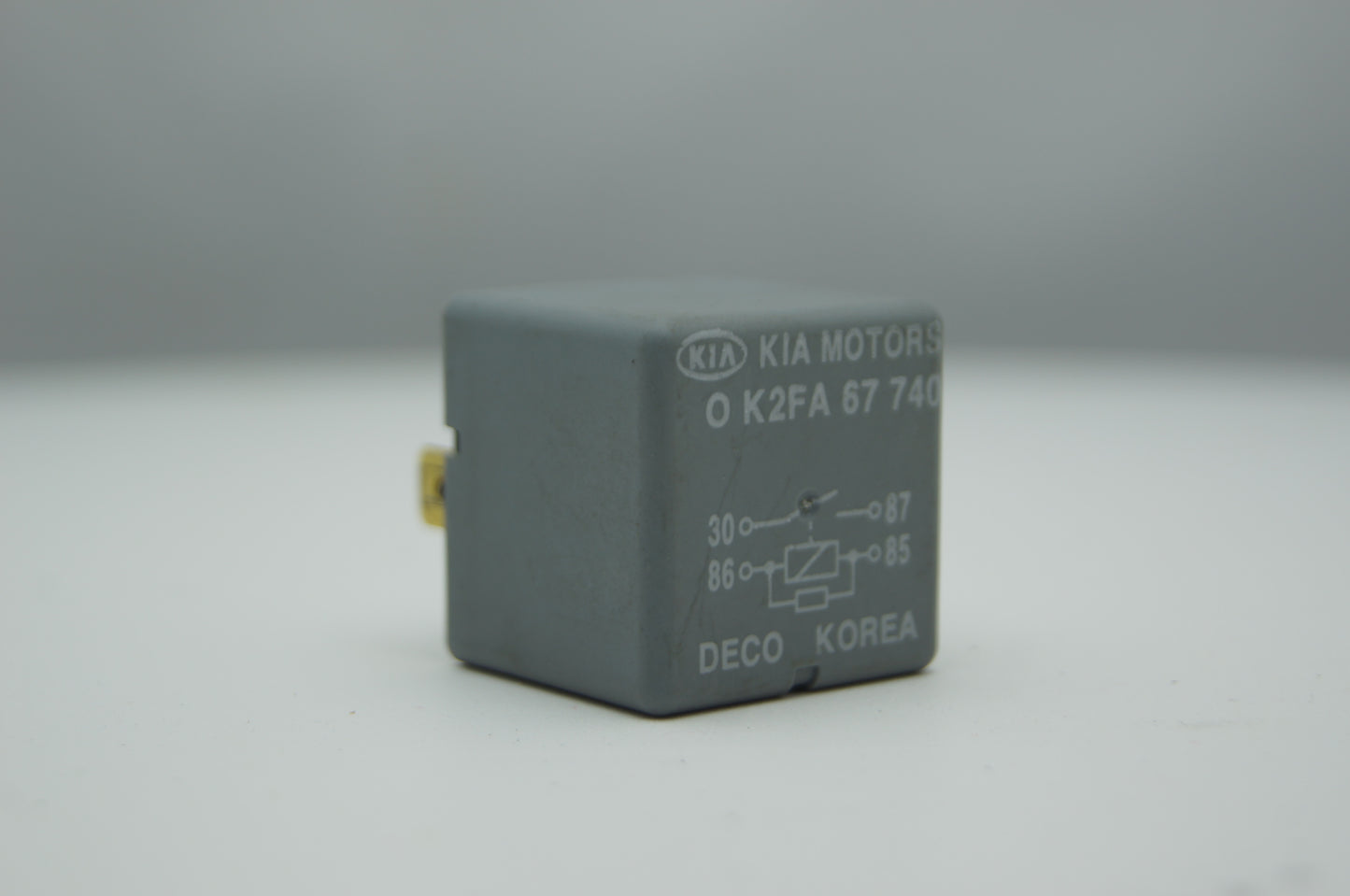 Kia Sorento Relay 0K53A67740 DECO