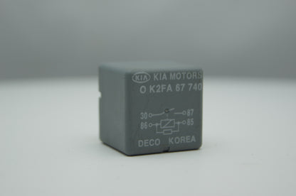 Kia Sorento Relay 0K53A67740 DECO