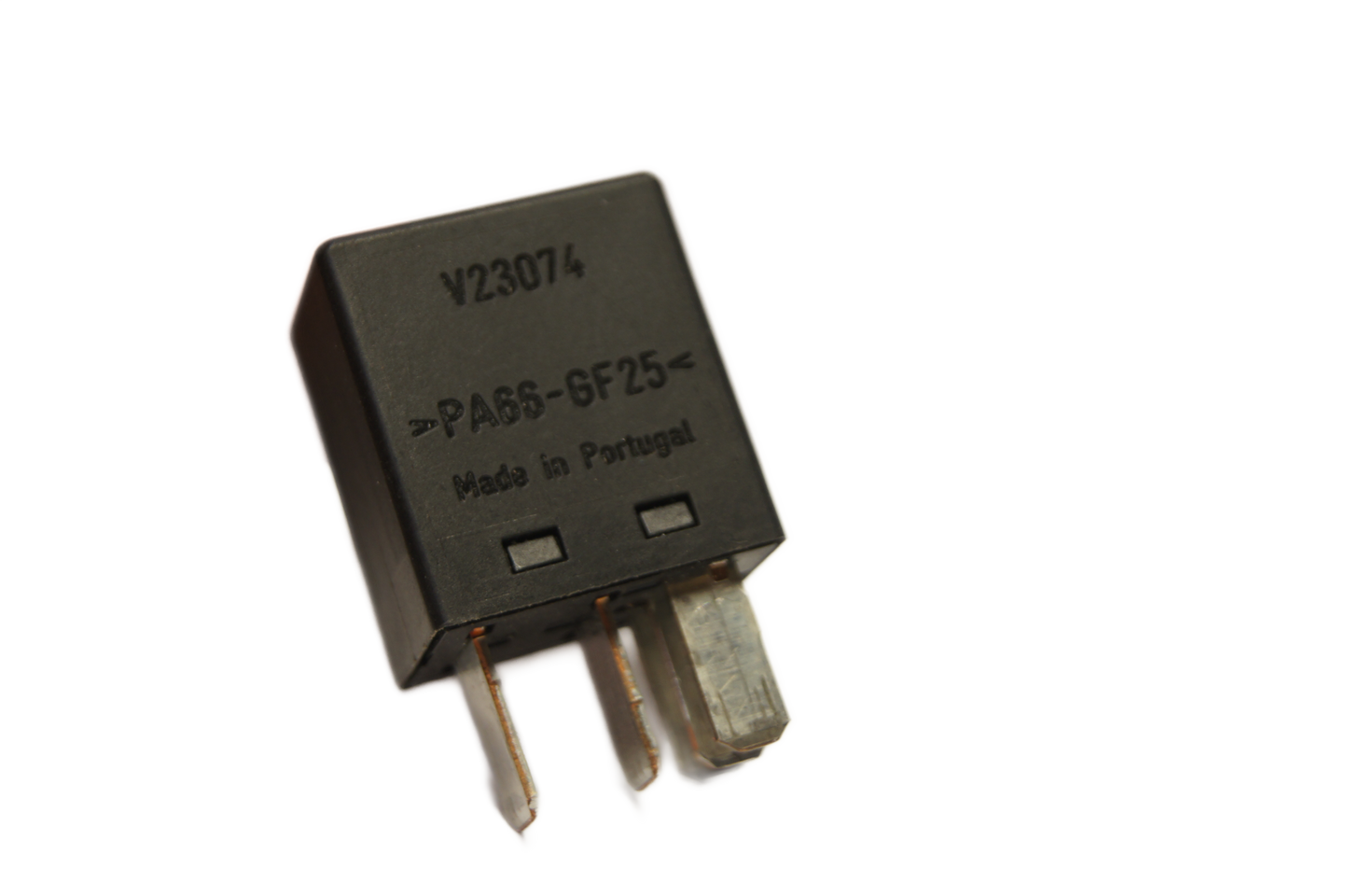 138- BMW 5 PIN 12V 20A RELAY TYCO BLACK 61.36-1 472 984 / V23074-A1001-X57