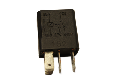 139-Iveco Daily (97-14) 5-Pin Multi-Use Black Relay 504049024 10/20A 677.50 12V