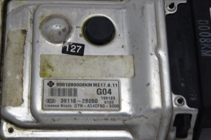 39118 -2B050 KIA VENGA 900109008KM ENGINE ECU