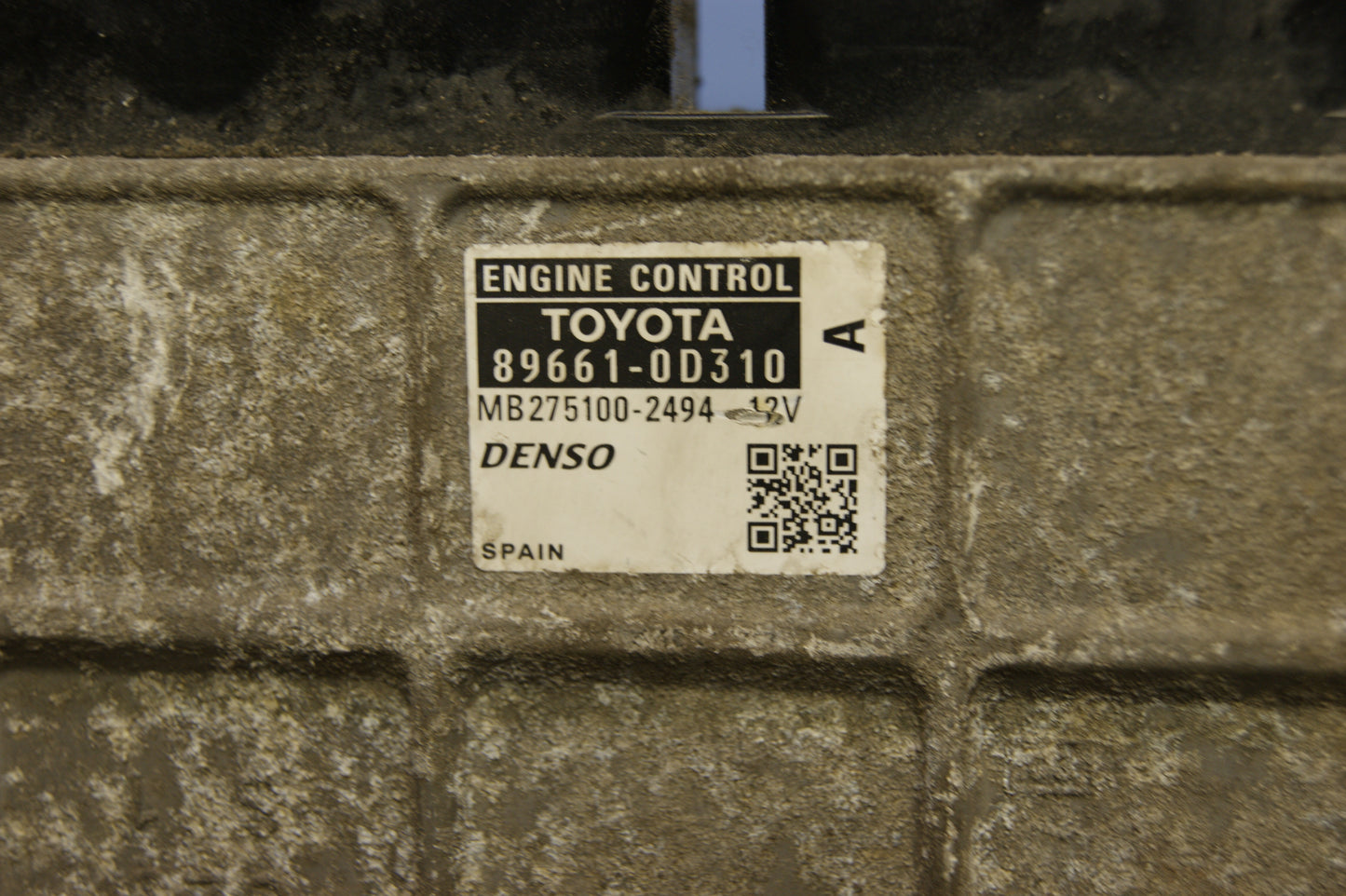 TOYOTA YARIS 1.3 TR VVTI 5DR MK2 ENGINE ECU 89661-0D310 DENSO - Glasgow Car Parts Store 