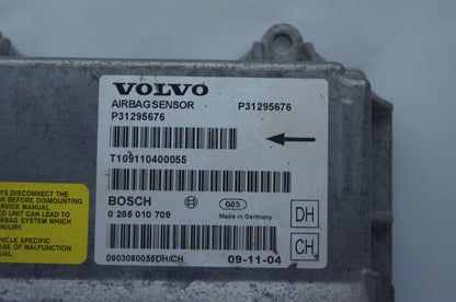 Volvo V70 XC70 SRS Airbag Control Module Unit P31295676 0285010709