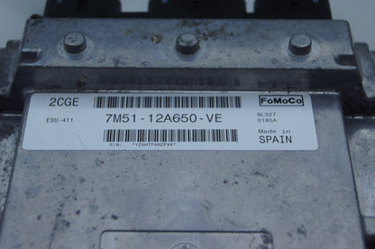 Ford Focus 1.8 Unidad de control de motor de gasolina ECU 7M51-12A650-VE 7M5112A650VE ESU-411